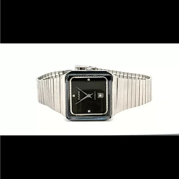 Rado 15532594 Watch #96 new battery How To Replace The Battery a Rado Diastar Ceramic Watch  main image 4